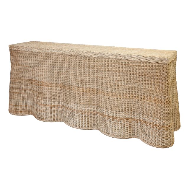 Scallop Buffet Console